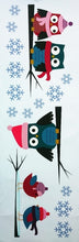 Laden Sie das Bild in den Galerie-Viewer, Fenstersticker Weihnachten Eulen Winter