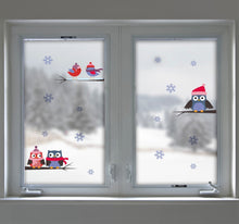 Laden Sie das Bild in den Galerie-Viewer, Fenstersticker Weihnachten Eulen Winter
